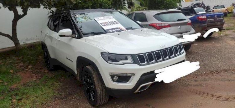 Nova Mutum - Dupla invade unidade de saúde, tenta roubar Jeep e um dos suspeitos é preso.