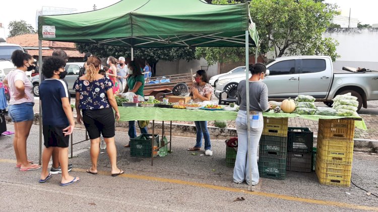 hoje tem feira na Barra