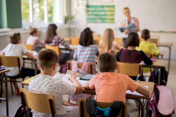 Projeto que impede dispensa de alunos por falta de professores é aprovado na ALMT