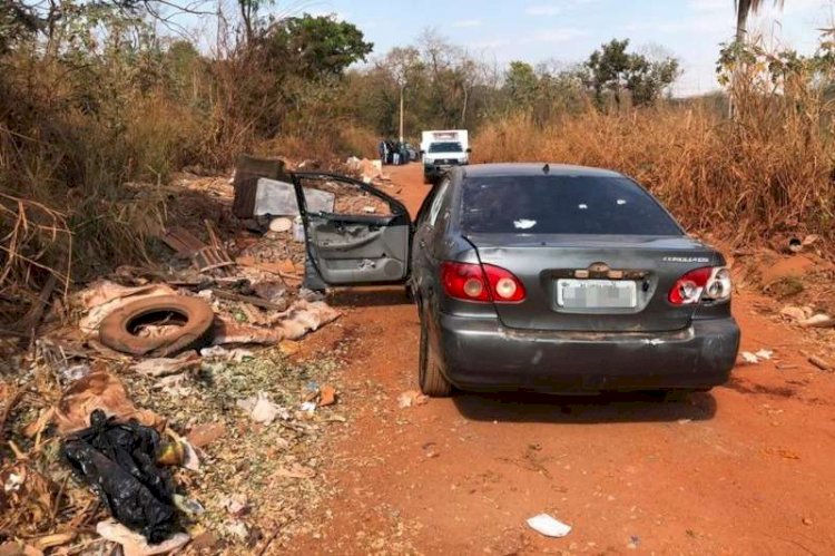 Policiais utilizavam confrontos falsos para serem promovidos; carro foi alvo de quase 200 tiros