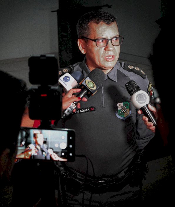 CAFÉ COM COMANDANTE - CEL PM SOUZA RECEBE AMIGOS DA IMPRENSA NO 5° CR