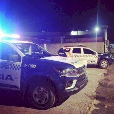 POLÍCIA MILITAR DE GENERAL CARNEIRO EVITA TRAGÉDIA AO PRENDER HOMEM QUE FEZ SUA ESPOSA COMO REFÉM