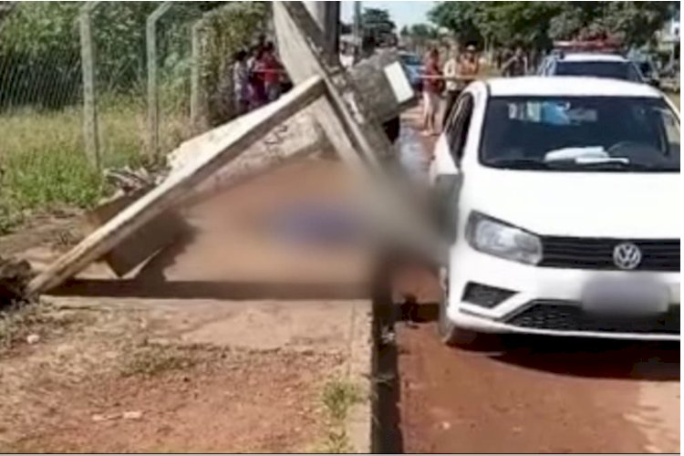 Homem morre após ser esmagado por ponto de ônibus de concreto, em Aparecida