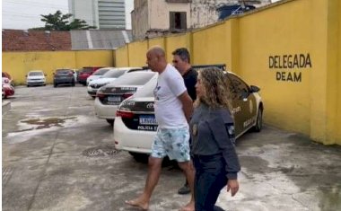 Rio - Homem é preso por obrigar esposa a fazer sexo com cachorro