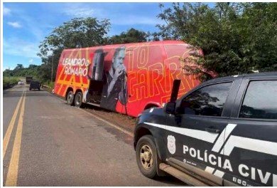 Ônibus de dupla sertaneja se envolve em acidente no norte de MT