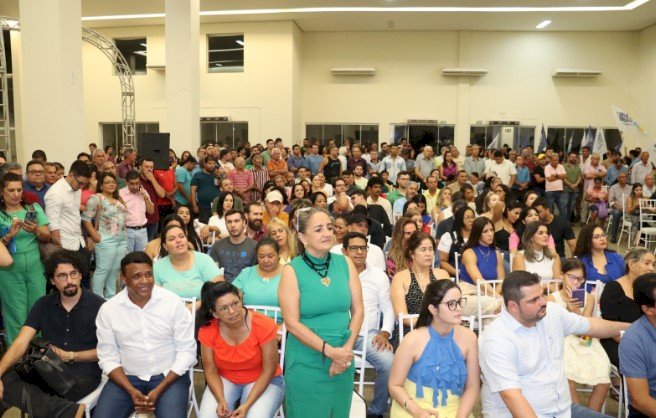 Família União: Mauro Mendes elogia Adilson e o aponta potencial de liderança do prefeito, que ganha força no novo partido