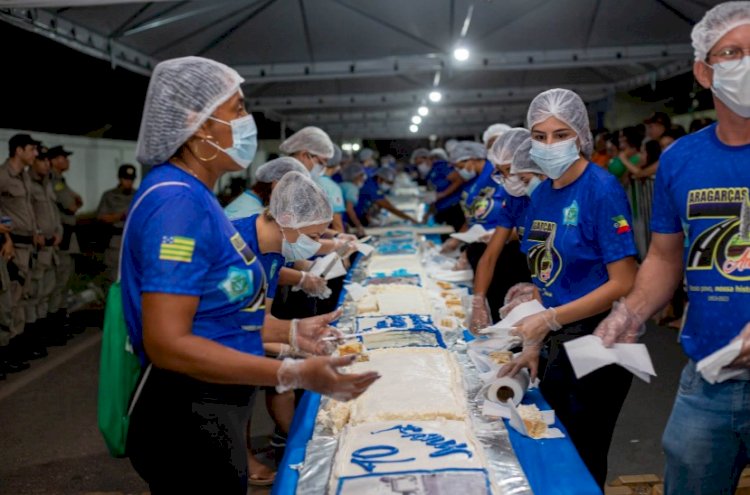 Nas redes sociais população parabeniza atendimento e sabor do bolo de 70 metros, no aniversário de Aragarças