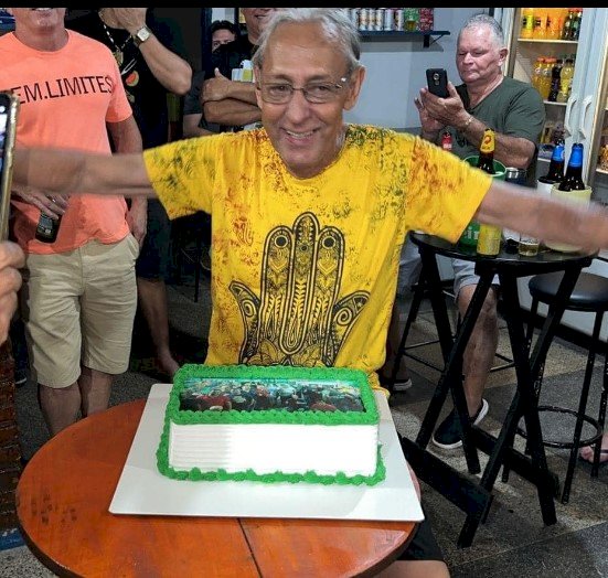 Amigos se despediram neste domingo do companheiro Raimundo Ferreira