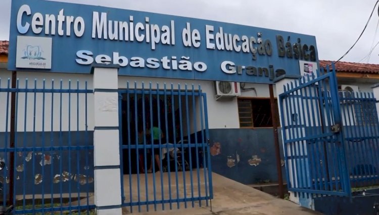 Prefeito Ricardo Galvão mantém compromisso com a Educação em Aragarças e entrega kits escolares.